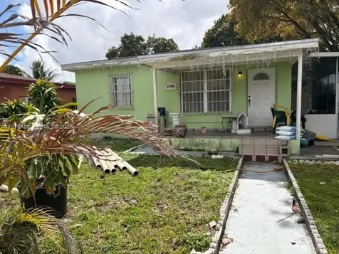 2994 NW 101st Street Miami FL 33147