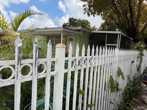 2994 NW 101st Street Miami FL 33147