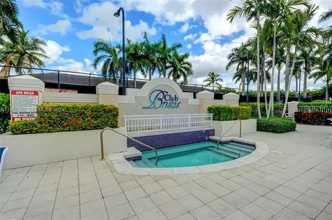 5737 NW 114th Path Doral FL 33178
