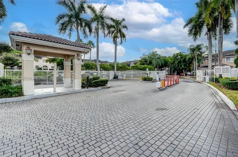 5737 NW 114th Path Doral FL 33178