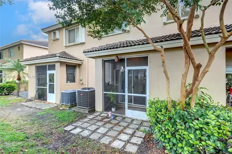 5737 NW 114th Path Doral FL 33178