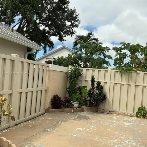 203 N Moccasin Trail N Jupiter FL 33458