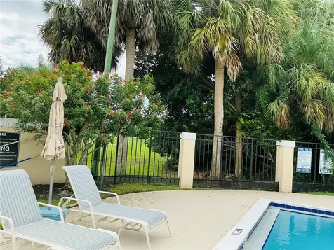 203 N Moccasin Trail N Jupiter FL 33458