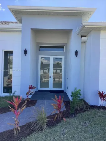 1120 NE 32nd Lane Cape Coral FL 33990