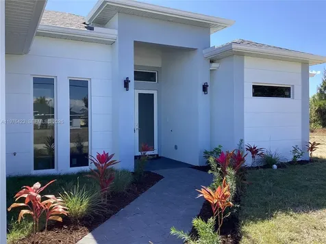 1120 NE 32nd Lane Cape Coral FL 33990