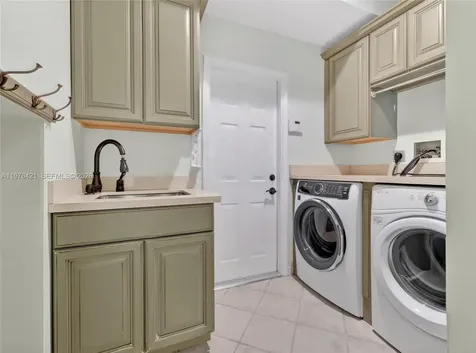 1008 Highland Meadows Drive Weston FL 33327