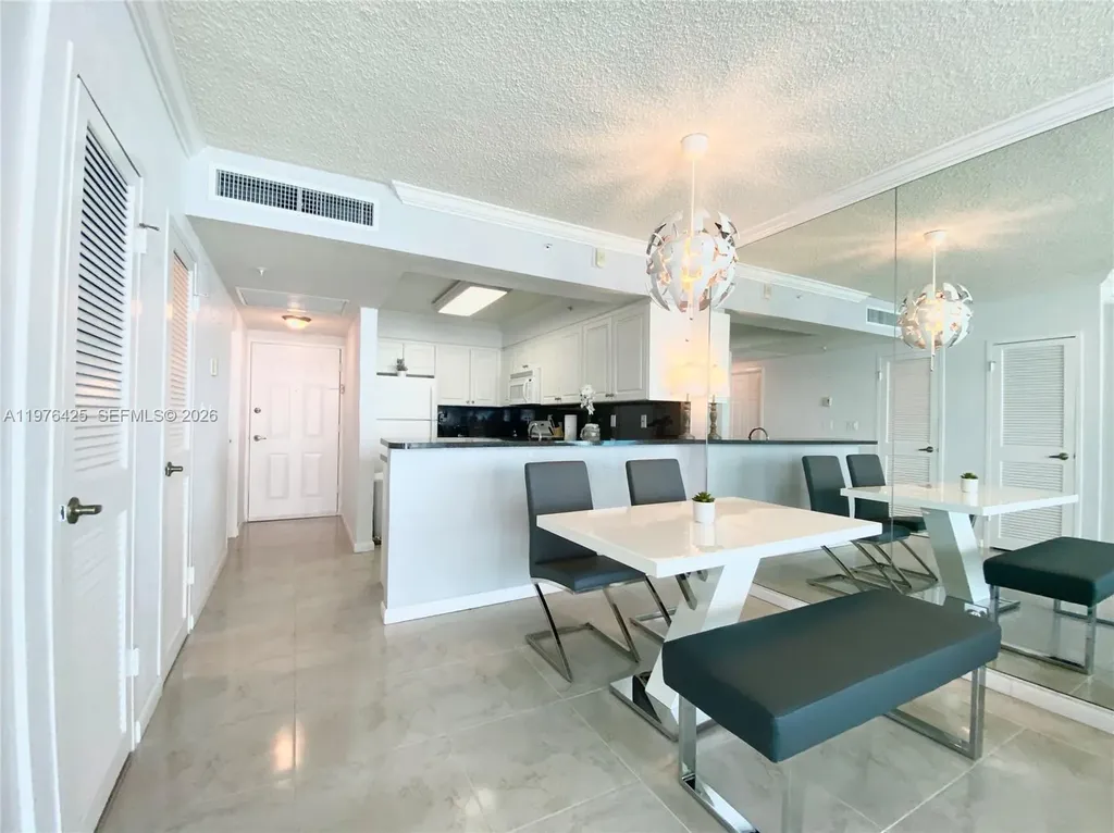 2501 S Ocean Drive Hollywood FL 33019