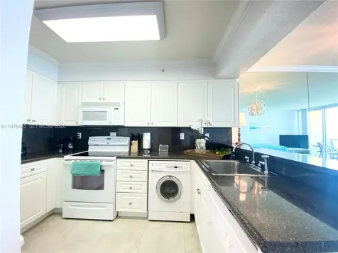 2501 S Ocean Drive Hollywood FL 33019