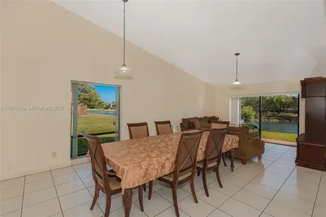 840 SW 120th Way Davie FL 33325