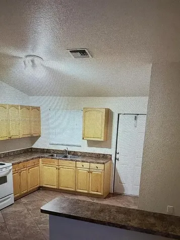 6575 SW 49th Court Davie FL 33314