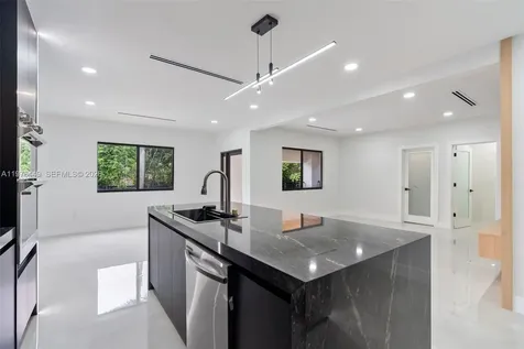 4800 SW 61st Avenue Davie FL 33314