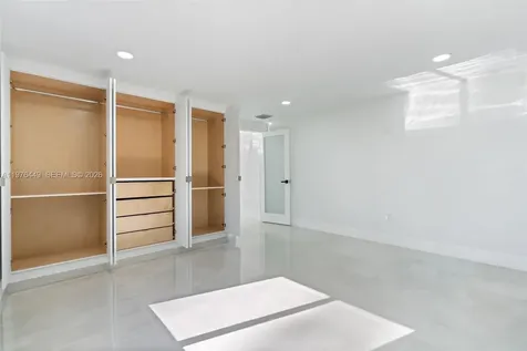 4800 SW 61st Avenue Davie FL 33314