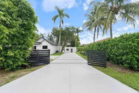 4800 SW 61st Avenue Davie FL 33314