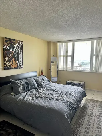 3180 S Ocean Drive Hallandale Beach FL 33009