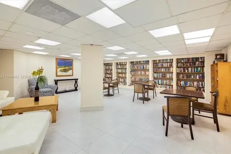 3180 S Ocean Drive Hallandale Beach FL 33009