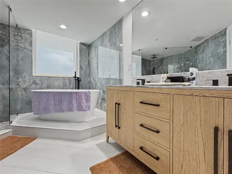 1755 E Hallandale Beach Boulevard Hallandale Beach FL 33009