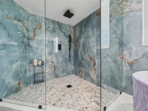 1755 E Hallandale Beach Boulevard Hallandale Beach FL 33009