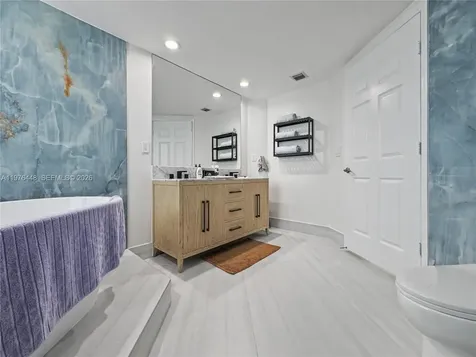 1755 E Hallandale Beach Boulevard Hallandale Beach FL 33009