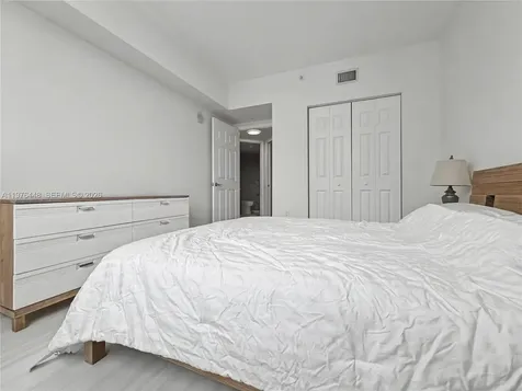 1755 E Hallandale Beach Boulevard Hallandale Beach FL 33009