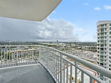 1755 E Hallandale Beach Boulevard Hallandale Beach FL 33009