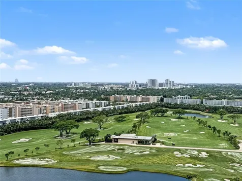 1755 E Hallandale Beach Boulevard Hallandale Beach FL 33009
