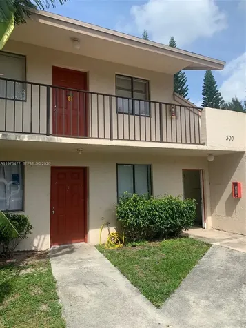 300 Nottingham Circle Green Acres FL 33463