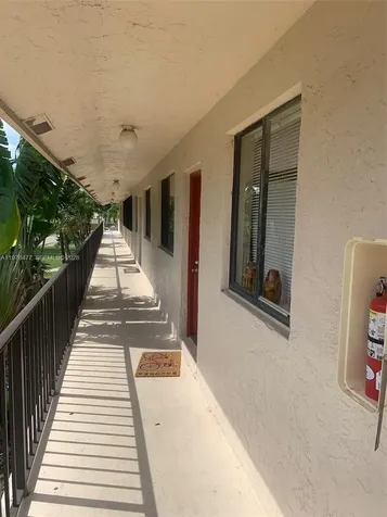 300 Nottingham Circle Green Acres FL 33463
