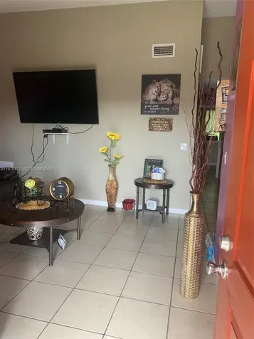300 Nottingham Circle Green Acres FL 33463