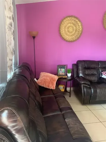 300 Nottingham Circle Green Acres FL 33463