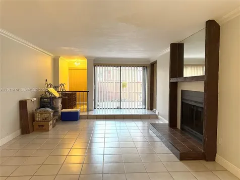 6977 SW 115th Place Miami FL 33173
