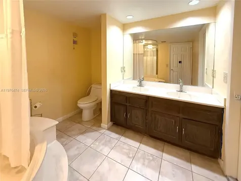 6977 SW 115th Place Miami FL 33173