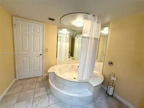 6977 SW 115th Place Miami FL 33173