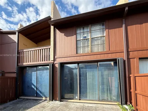 6977 SW 115th Place Miami FL 33173