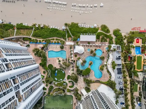 18001 Collins Avenue Sunny Isles Beach FL 33160