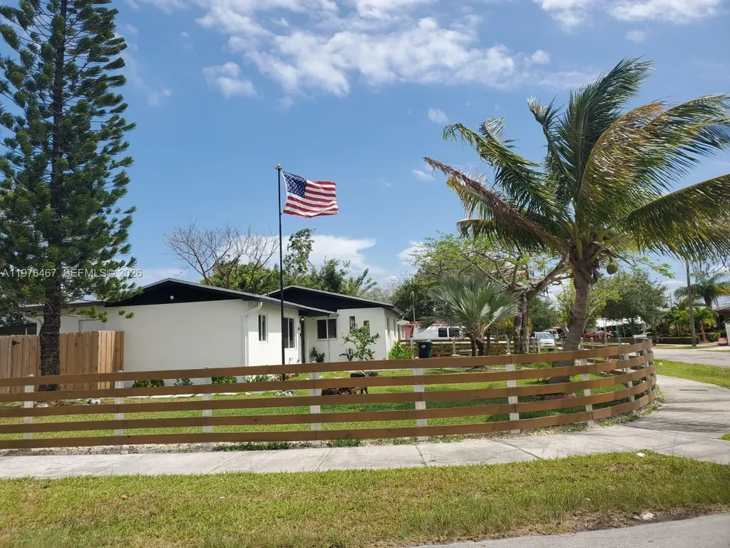 20125 SW 106th Avenue Cutler Bay FL 33189
