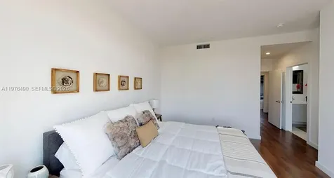 1501 N 17th Avenue Hollywood FL 33020