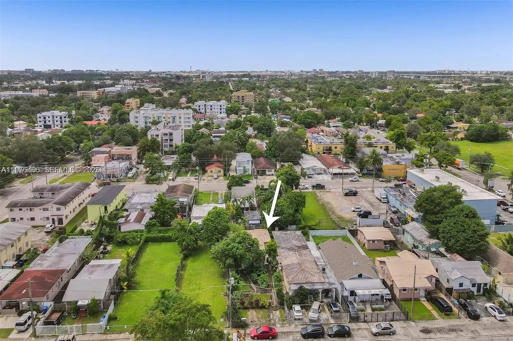 2636 NW 22nd Court Miami FL 33142