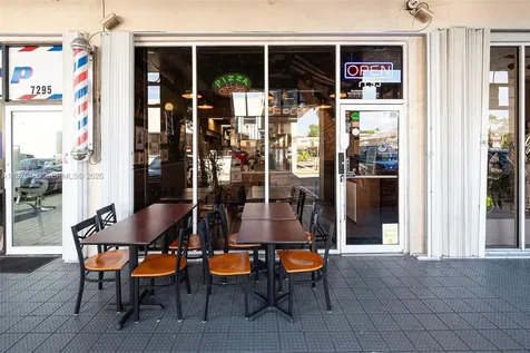 7293 NW 36st Miami FL 33166