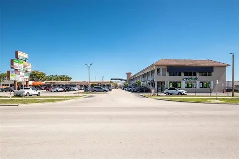 7293 NW 36st Miami FL 33166