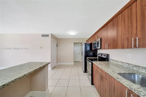 592 NE 150th Street Miami FL 33161