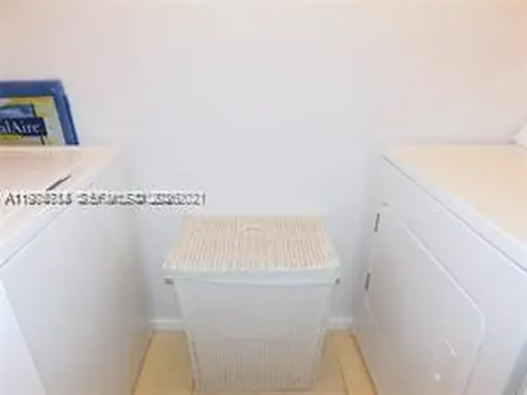 Sunny Isles Beach FL 33160