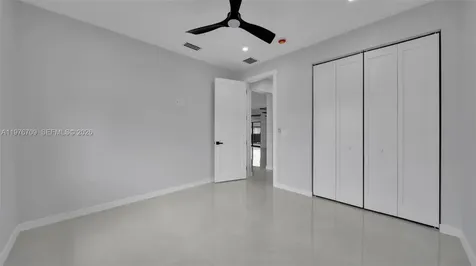 910 NW 36 Cape Coral FL 33993