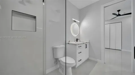 910 NW 36 Cape Coral FL 33993