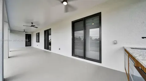 910 NW 36 Cape Coral FL 33993