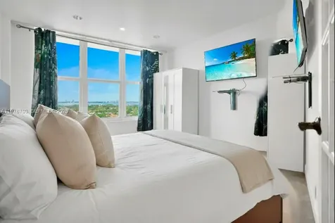 4747 Collins Avenue Miami Beach FL 33140