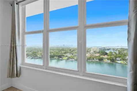 4747 Collins Avenue Miami Beach FL 33140