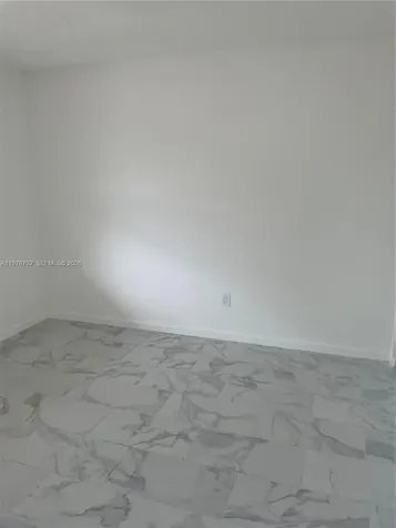 20725 NE 8th Court Miami FL 33179