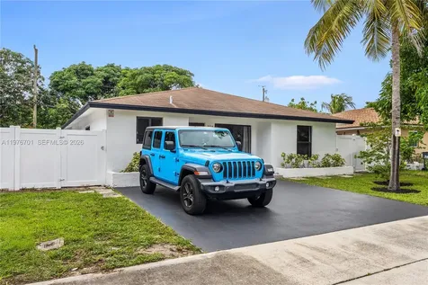 324 Sterling Avenue Delray Beach FL 33444