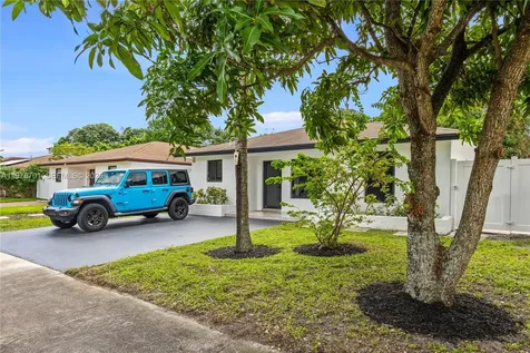 324 Sterling Avenue Delray Beach FL 33444