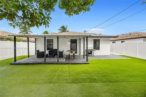 324 Sterling Avenue Delray Beach FL 33444